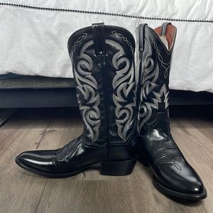Black cowboy boots